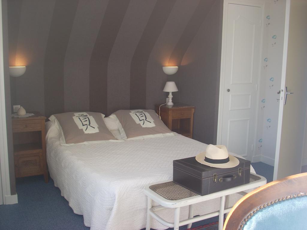 Chambres D'Hotes Kergollay Lanhouarneau Quarto foto