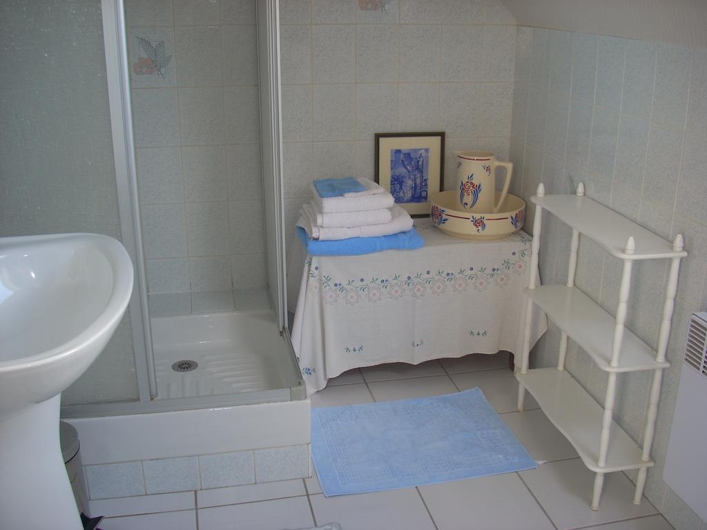 Chambres D'Hotes Kergollay Lanhouarneau Quarto foto