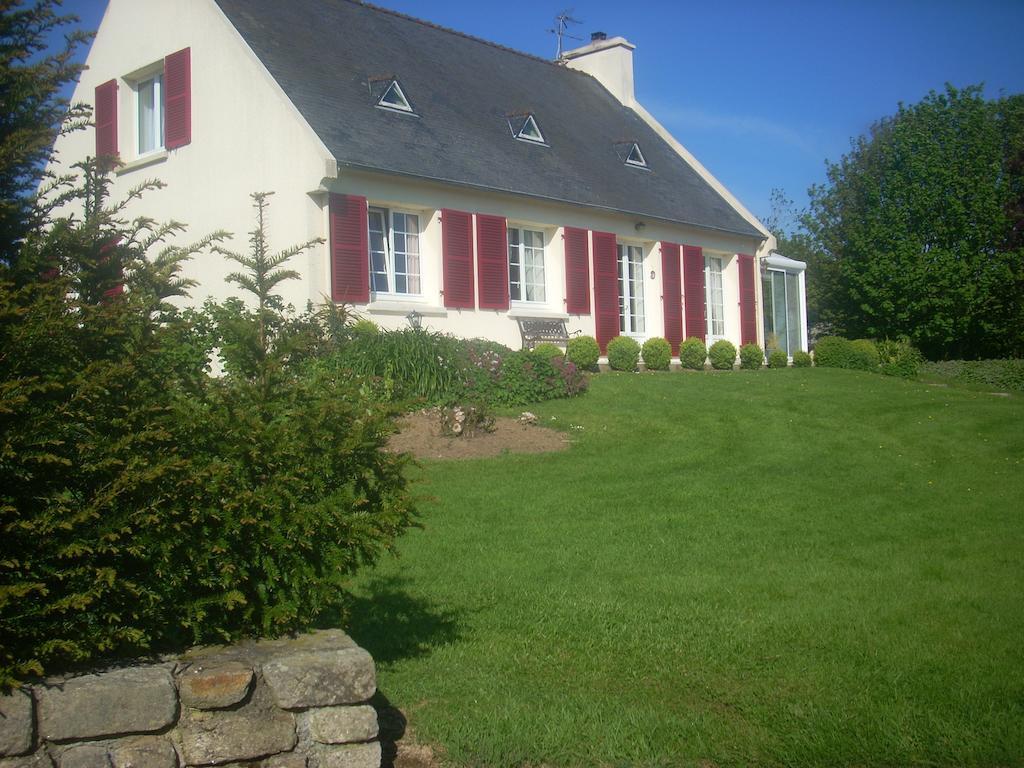 Chambres D'Hotes Kergollay Lanhouarneau Exterior foto